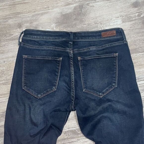Abercrombie size 27 - Picture 8 of 9